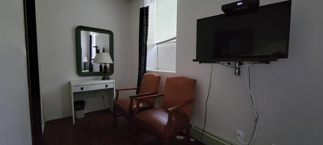 Cosmopolitan Hotel Blairmore Esterno foto